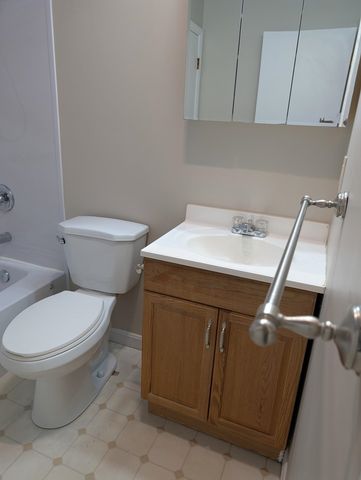 128 Mammoth Road U: 3, Hooksett, NH 03106