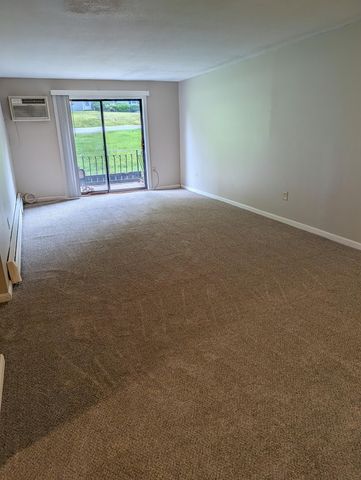 128 Mammoth Road U: 3, Hooksett, NH 03106