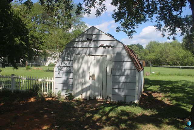 1014 Kennedy Dr Drive, Yankton, SD 57078