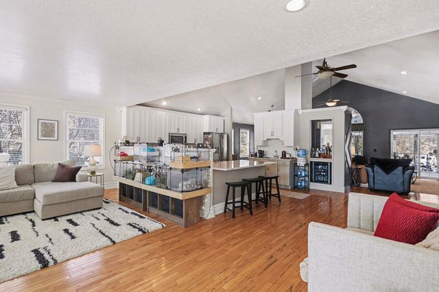 71 Kristin Drive, Marshall, MI 49068