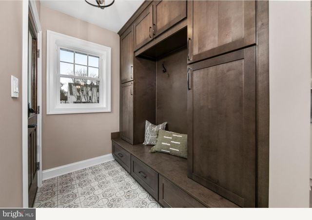 1833 W HIGH ST, Haddon Heights, NJ 08035