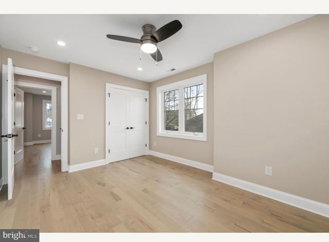 1833 W HIGH ST, Haddon Heights, NJ 08035