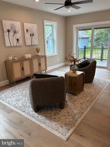 1833 W HIGH ST, Haddon Heights, NJ 08035