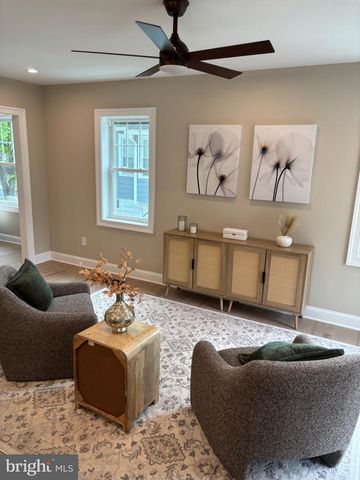 1833 W HIGH ST, Haddon Heights, NJ 08035