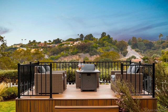 7806 Via Capri, La Jolla, CA 92037