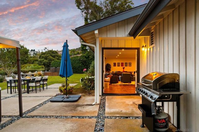 7806 Via Capri, La Jolla, CA 92037