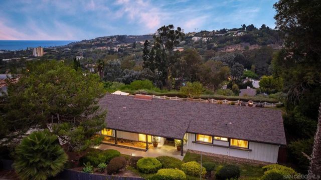 7806 Via Capri, La Jolla, CA 92037