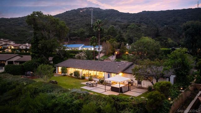 7806 Via Capri, La Jolla, CA 92037