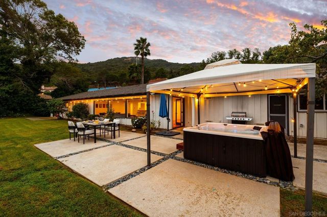 7806 Via Capri, La Jolla, CA 92037