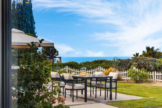 7806 Via Capri, La Jolla, CA 92037