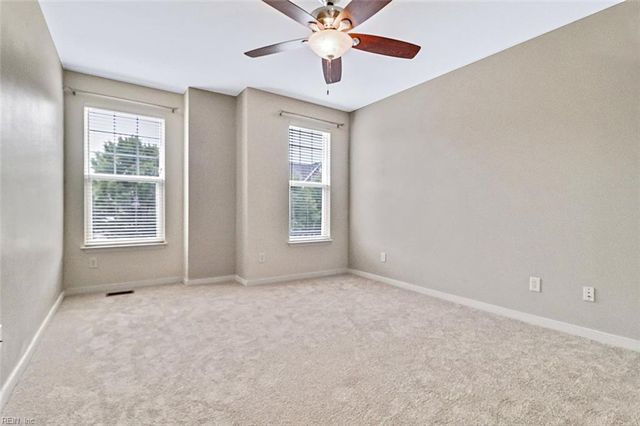 618 Red Hill RD, Newport News, VA 23602