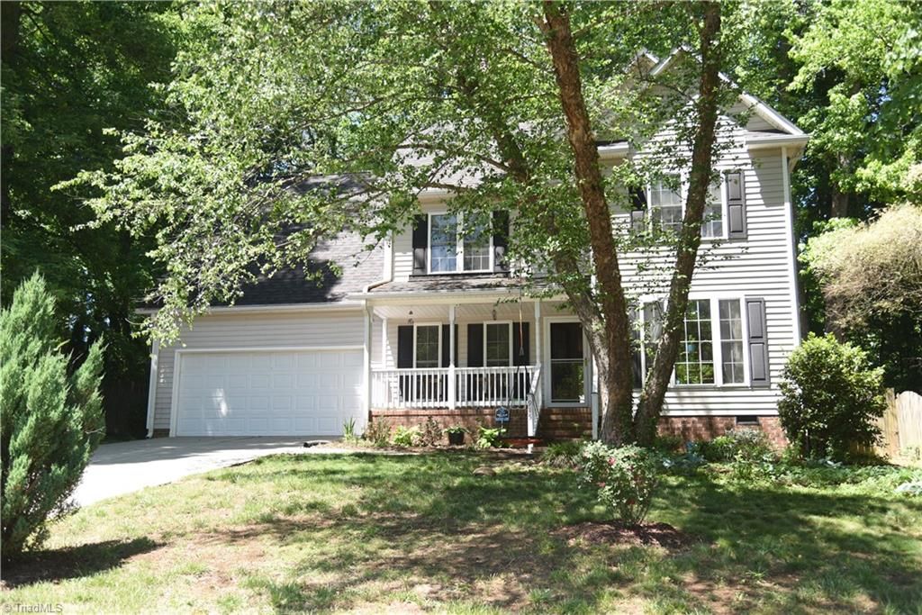 915 New Hampshire Drive, Jamestown, NC 27282