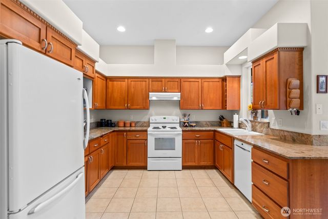 112 19th Street NE, East Wenatchee, WA 98802