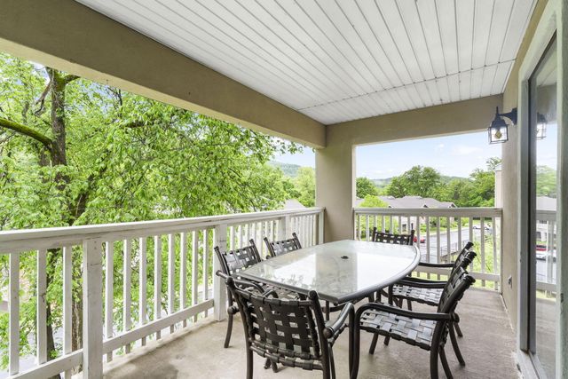 318 Wimbledon Drive 12, Branson, MO 65616