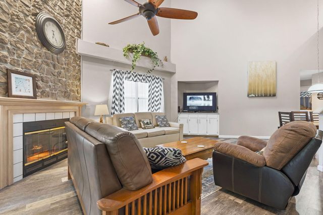 318 Wimbledon Drive 12, Branson, MO 65616