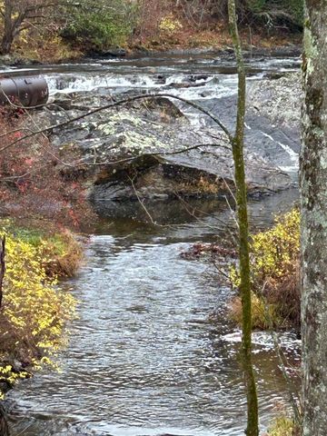 19 Sinclair Road, Johnson, VT 05656