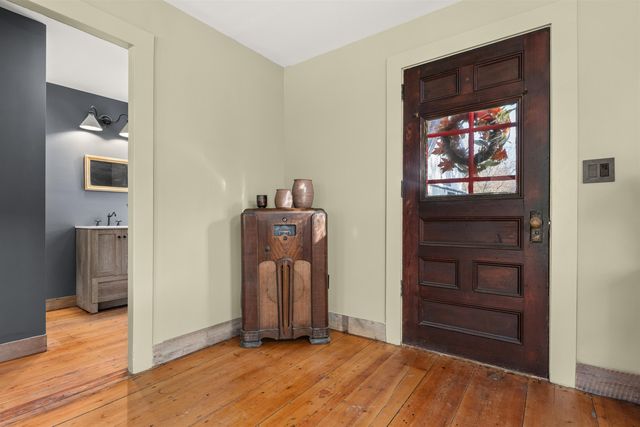 19 Sinclair Road, Johnson, VT 05656