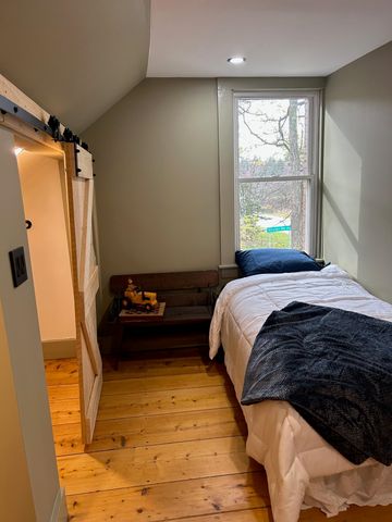 19 Sinclair Road, Johnson, VT 05656