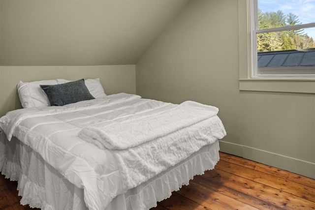 19 Sinclair Road, Johnson, VT 05656