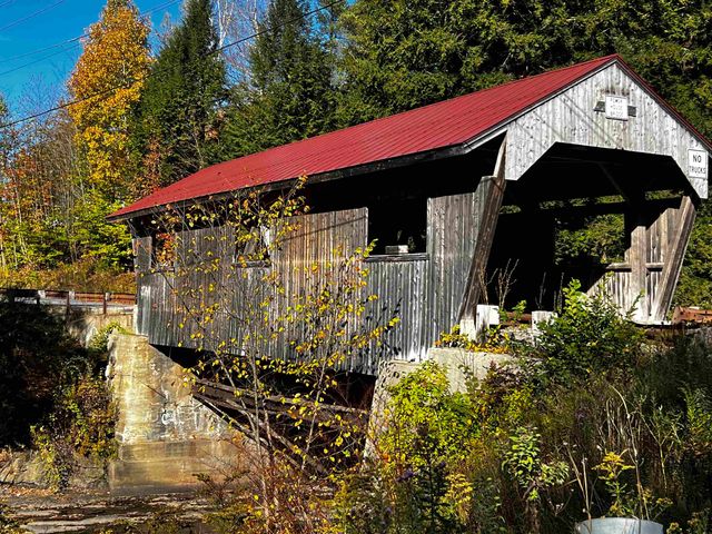 19 Sinclair Road, Johnson, VT 05656