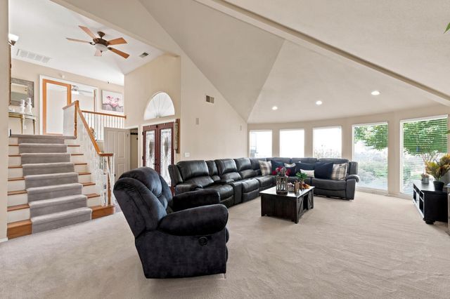 21987 Mary Rebecca Lane, Friant, CA 93626