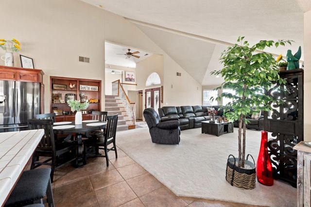 21987 Mary Rebecca Lane, Friant, CA 93626