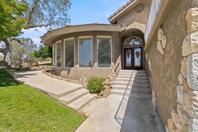 21987 Mary Rebecca Lane, Friant, CA 93626