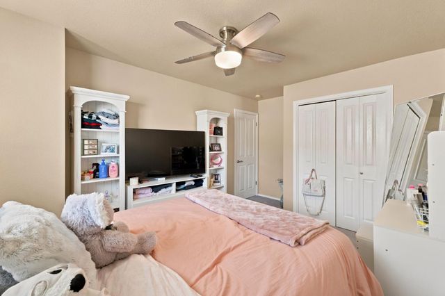 21987 Mary Rebecca Lane, Friant, CA 93626