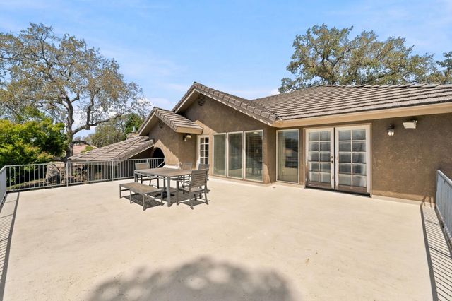 21987 Mary Rebecca Lane, Friant, CA 93626
