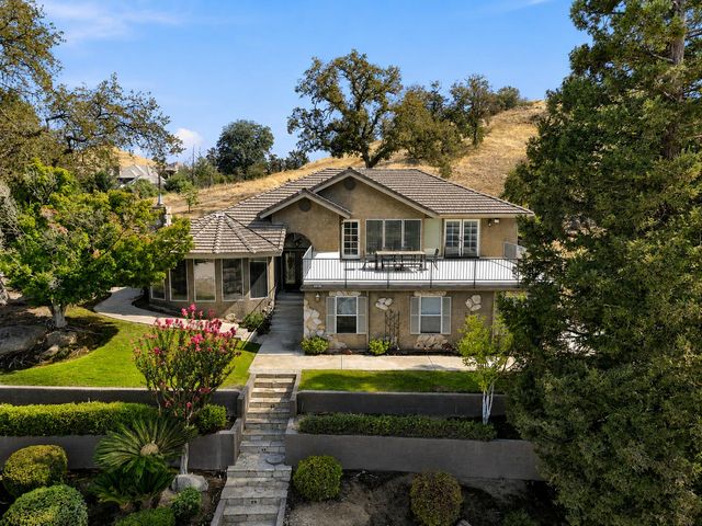21987 Mary Rebecca Lane, Friant, CA 93626