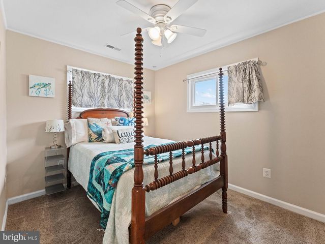 56 VERMILLION, Levittown, PA 19054