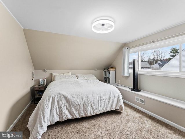 56 VERMILLION, Levittown, PA 19054