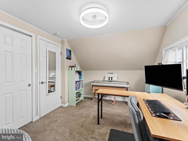 56 VERMILLION, Levittown, PA 19054