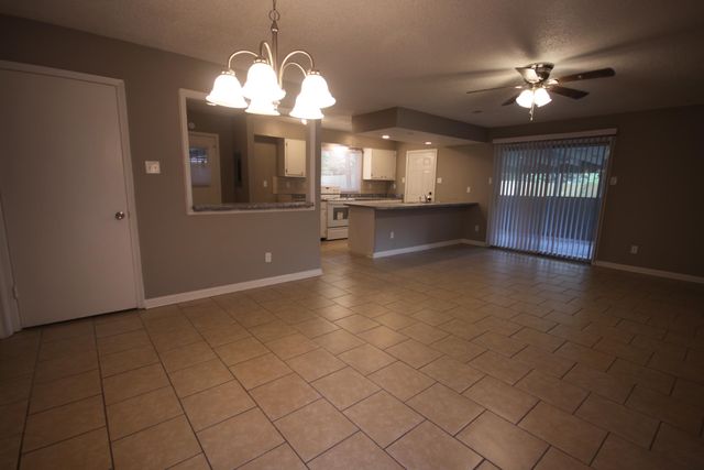 4795 ROLLING MEADOWS DR, Memphis, TN 38128