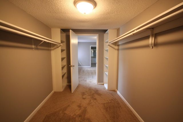 4795 ROLLING MEADOWS DR, Memphis, TN 38128