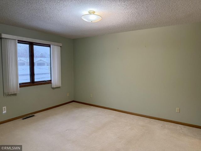 1325 Jackson Drive, Hastings, MN 55033