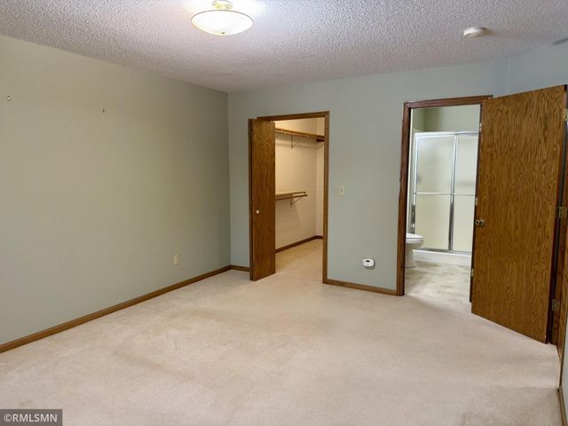 1325 Jackson Drive, Hastings, MN 55033