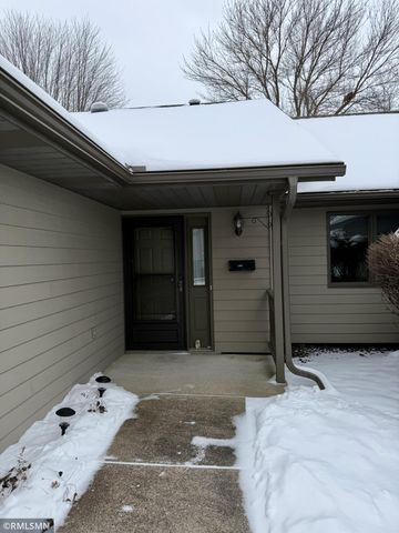 1325 Jackson Drive, Hastings, MN 55033