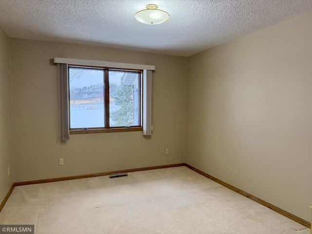 1325 Jackson Drive, Hastings, MN 55033