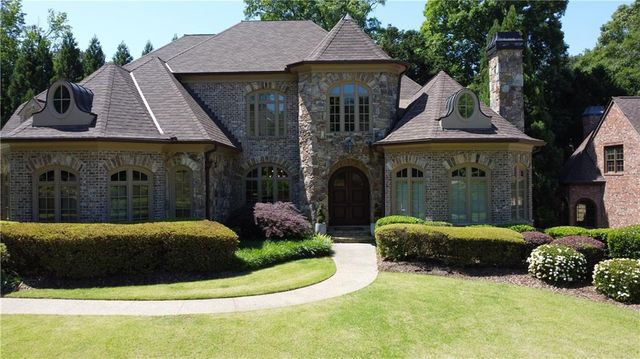 841 Camden Park Court NE, Atlanta, GA 30342