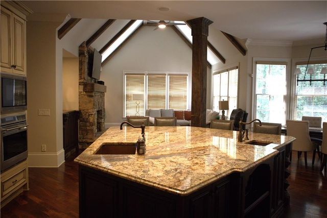 841 Camden Park Court NE, Atlanta, GA 30342