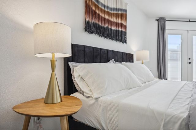 3520 Mount Vernon Street, Houston, TX 77006