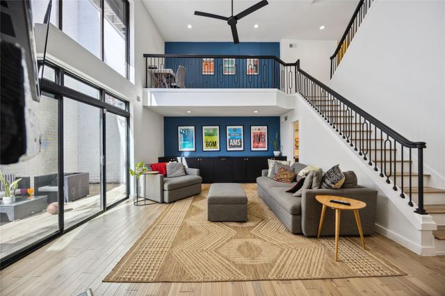 3520 Mount Vernon Street, Houston, TX 77006