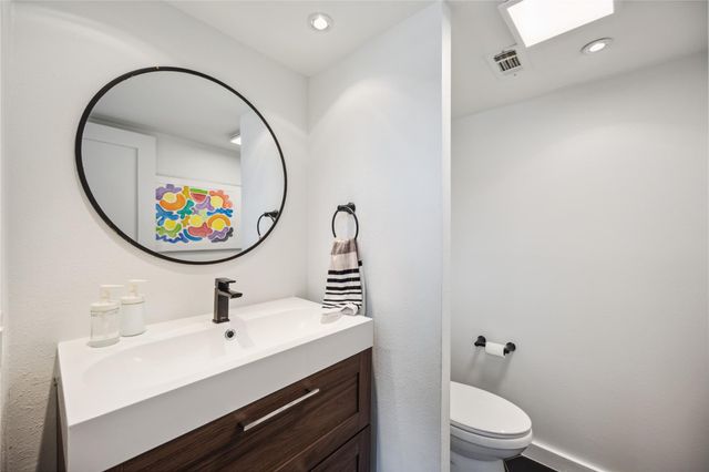 3520 Mount Vernon Street, Houston, TX 77006