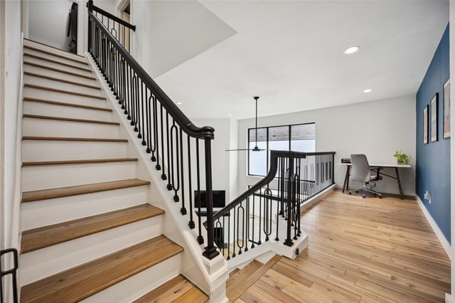 3520 Mount Vernon Street, Houston, TX 77006