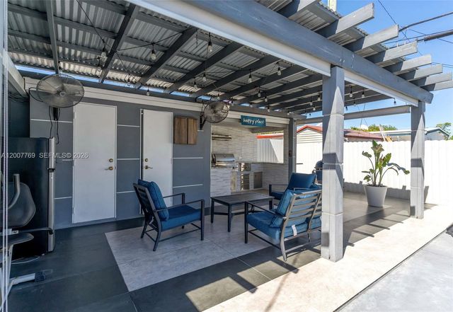 4041 SW 117th Ave, Miami, FL 33175