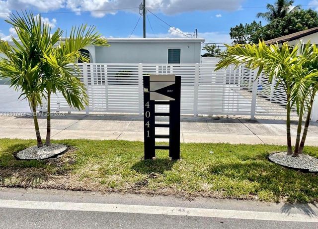 4041 SW 117th Ave, Miami, FL 33175