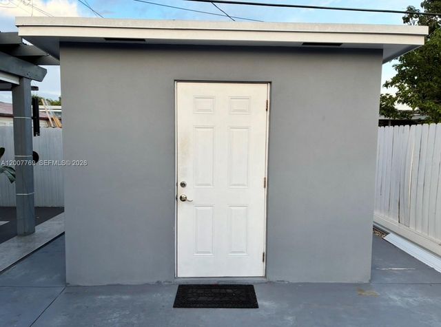 4041 SW 117th Ave, Miami, FL 33175