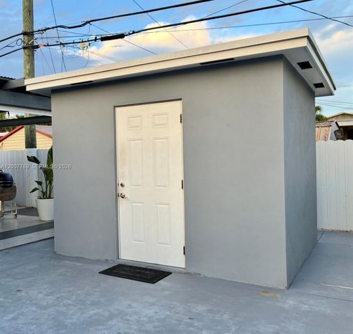 4041 SW 117th Ave, Miami, FL 33175