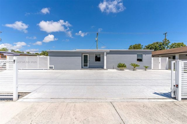 4041 SW 117th Ave, Miami, FL 33175